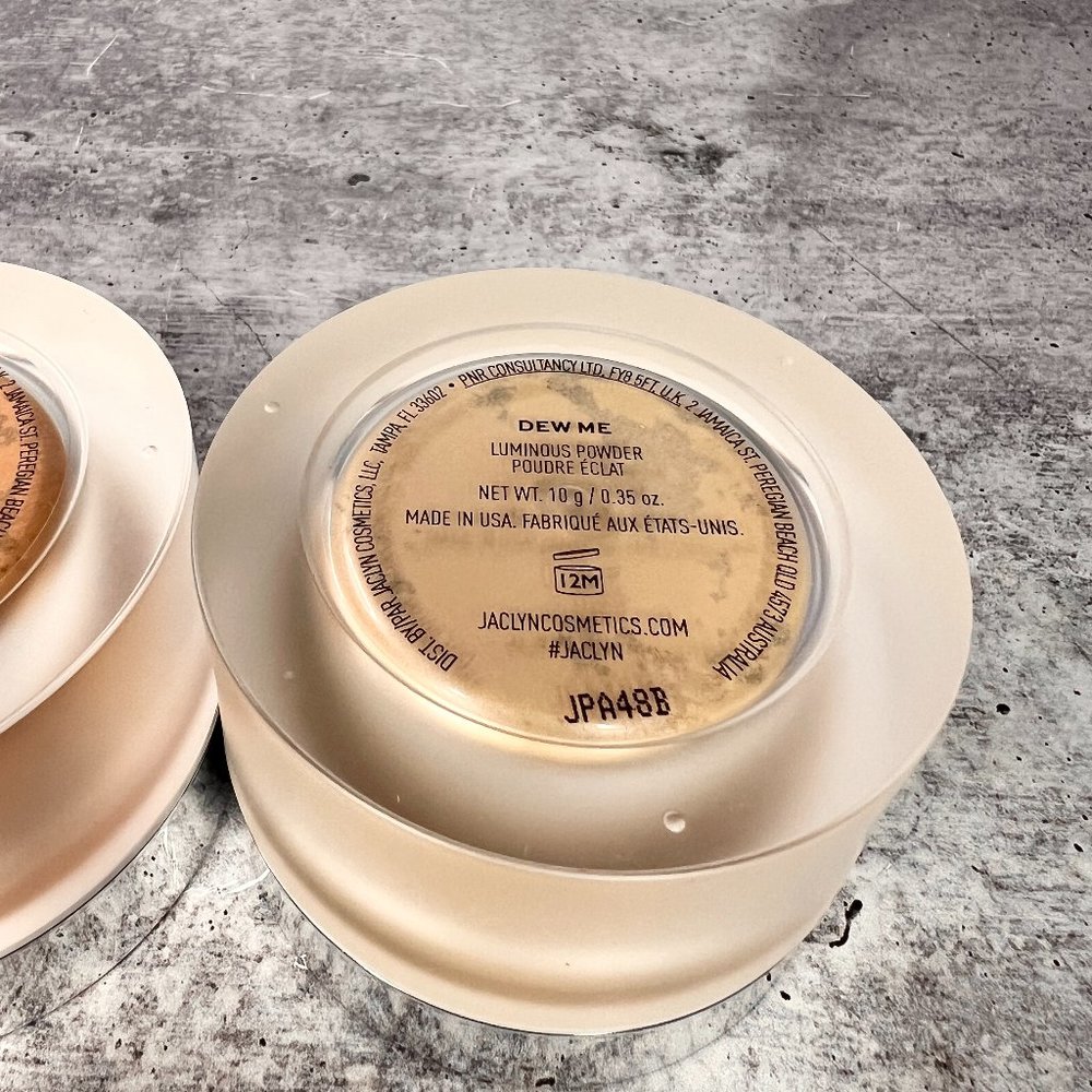 Jaclyn Cosmetics LUMINOUS POWDER in DEW ME